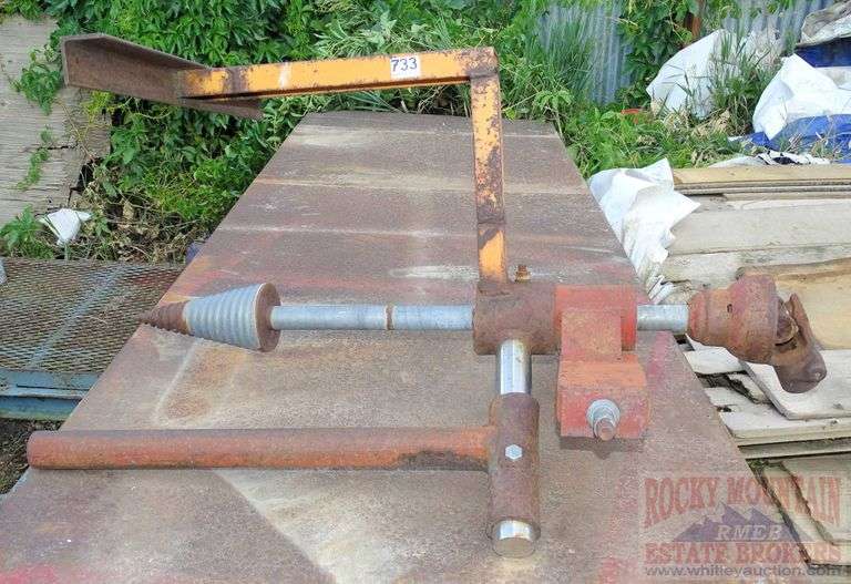 3point mount PTO powered rotary log splitter. Rocky Mountain Estate