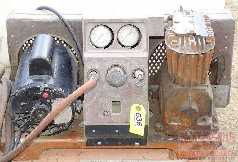 Sears Craftsman 100 psi twin cylinder air compressor paint sprayer