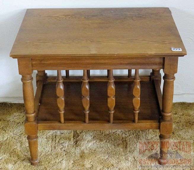 Vintage 2tier end table, 22"X26"X20". Rocky Mountain Estate Brokers Inc.