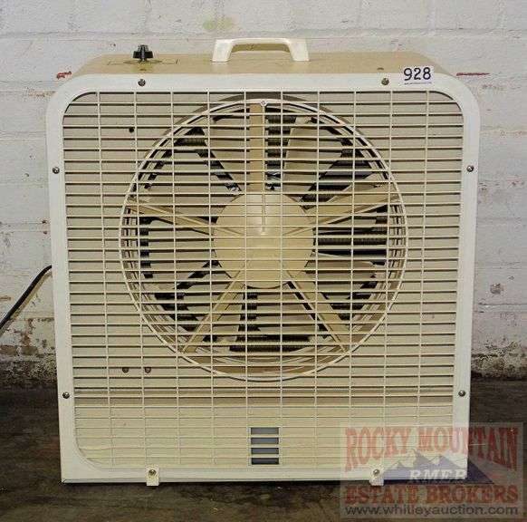 31/4 gallon evaporative boxfan cooler, 24"X22"X11". This appears to