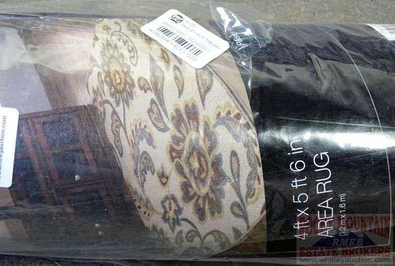 Maples Stamped Rug Maples 4'X5'6