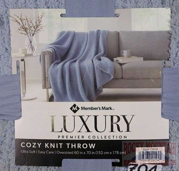 New Member's Mark Luxury Premier Collection Cozy Knit Throw, 60"X70