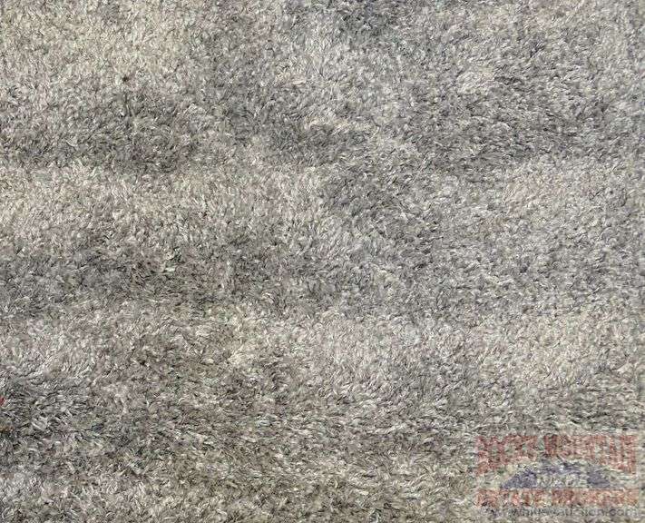 New Avenue 33 7'10"X101 solid grey low pile shag, super soft area rug