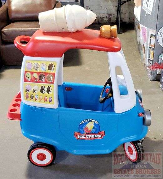 Cute new Little Tikes Ice Cream Truck with working steering wheel and