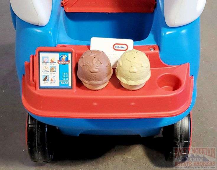 Cute new Little Tikes Ice Cream Truck with working steering wheel and