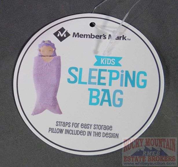 New Super Soft, Mermaid Kids' Sleeping Bag. Perfect for sleepovers, camping, naps, playtime