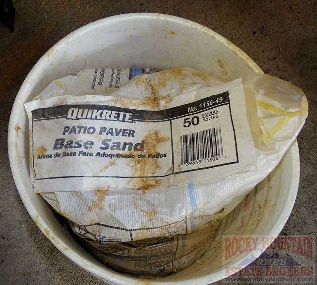 55 lb. bag of Quikrete Repair Mortar (mostly full) & sealed 50 lb. bag