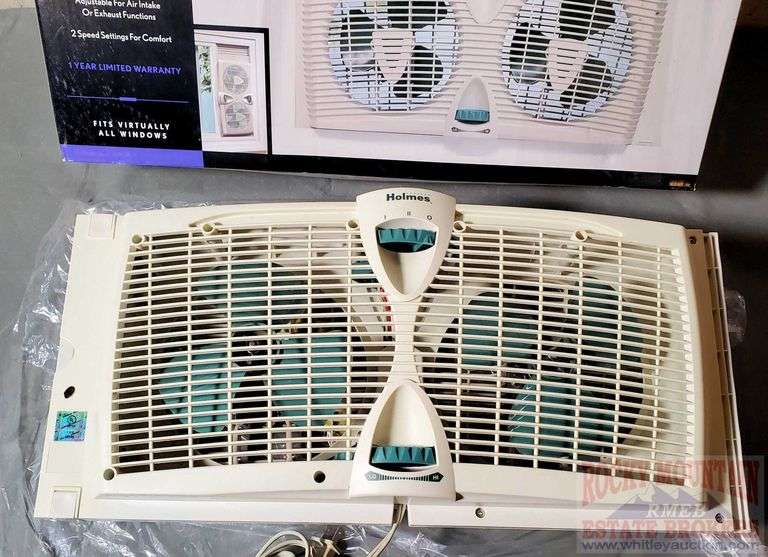 Holmes Twin Window Fan with comfort control thermostat in original box