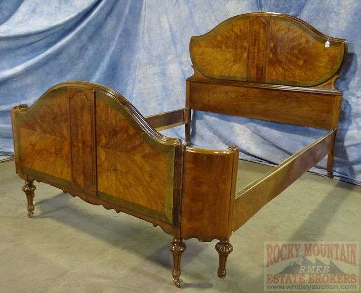 Beautiful Tell City Furniture Co. Full Size Bed with Fancy WrapAround