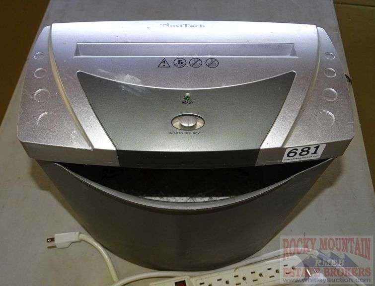 NoviTech Paper Shredder, 5 Sheet Shred Max. 17" x 15" x 7" & 2 Power