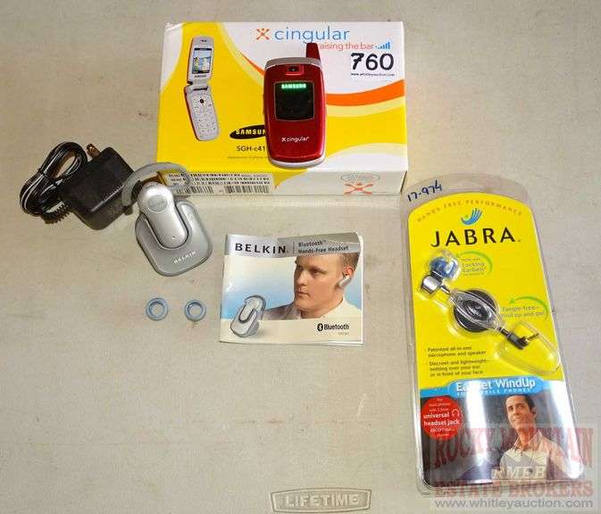 Samsung & LG Flip Phones & Headsets. These all Appear to Never Been