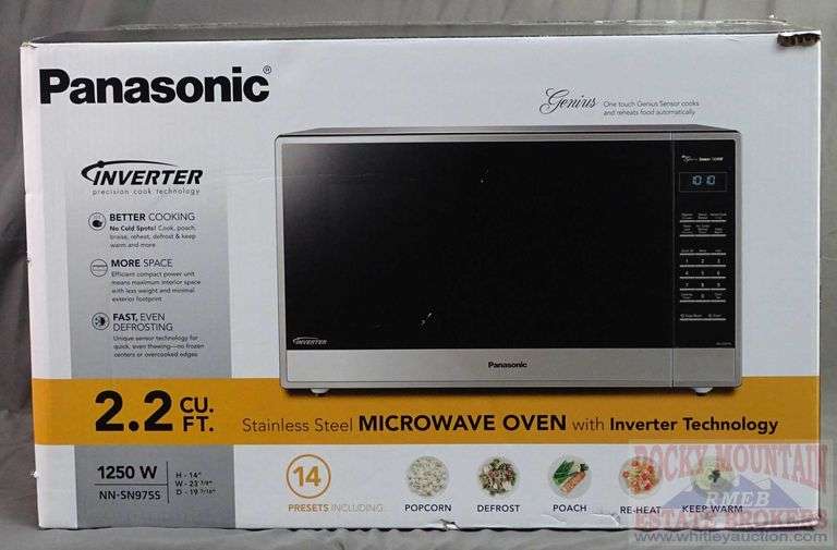 Like New Panasonic 2.2 Cubic Foot Stainless Steel Microwave Oven with