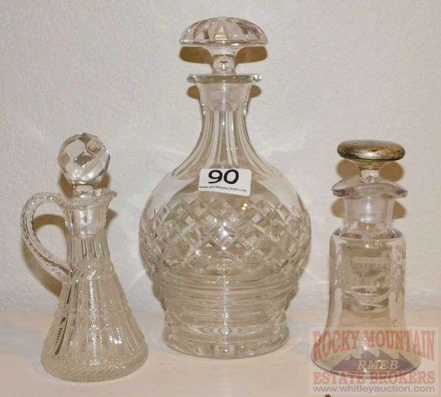 Beautiful Vintage Lead Crystal 10.5" Decanter, Etched Glass "Vinegar