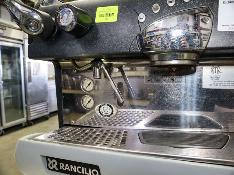 Rancilio Epoca E2GR 2Group Espresso Machine Roller Auctions