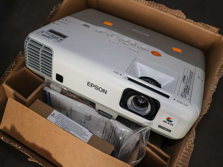 (2) Epson Projectors; H388A and 475Wi Roller Auctions