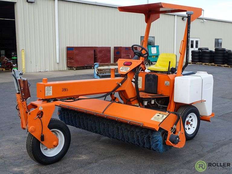 2006 LayMor 8HC RideOn Sweeper Roller Auctions