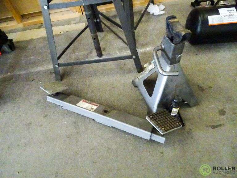 (2) Pittsburgh 61600 2Ton Under Hoist Safety Stands, Pittsburgh Lift