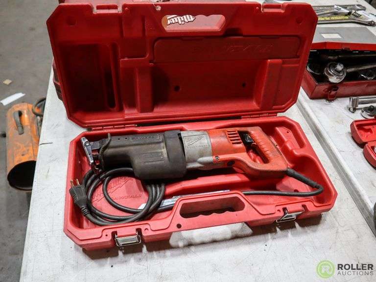 Milwaukee Sawzall Reciprocating Saw Roller Auctions