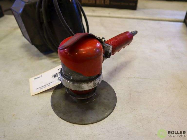 Black & Decker 7447 Belt Sander and Pneumatic Disc Sander Roller Auctions