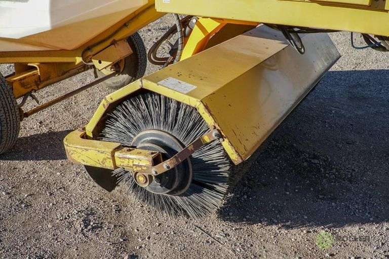 1996 Rosco RB48 RideOn Broom Enclosed Cab, Cummins 4Cylinder Diesel