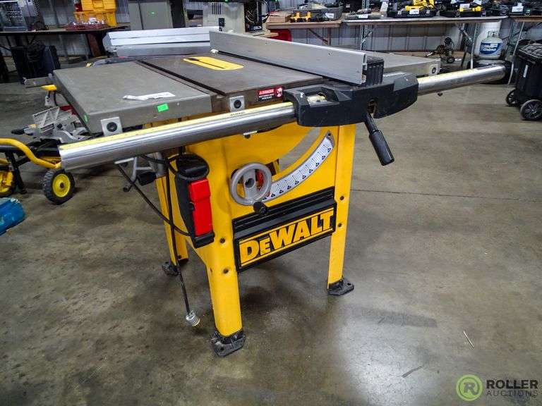 DeWalt DW746 10" Table Saw Roller Auctions