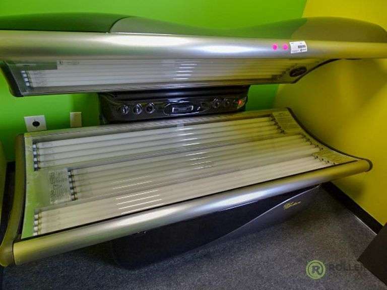 Tan America Sant Barbara VIP P32HO Tanning Bed, 30Amp, s/n P3HO2087