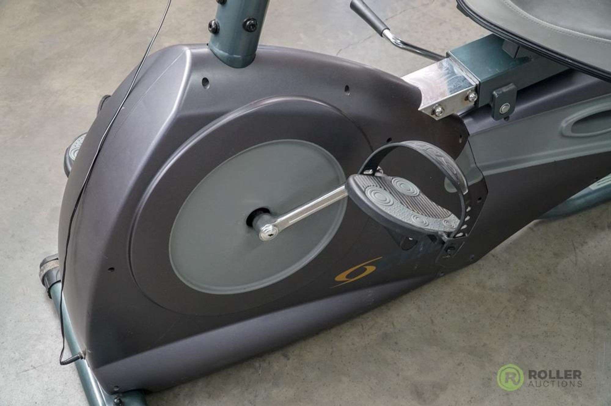 Cybex CR350 Recumbent Bike - Roller 