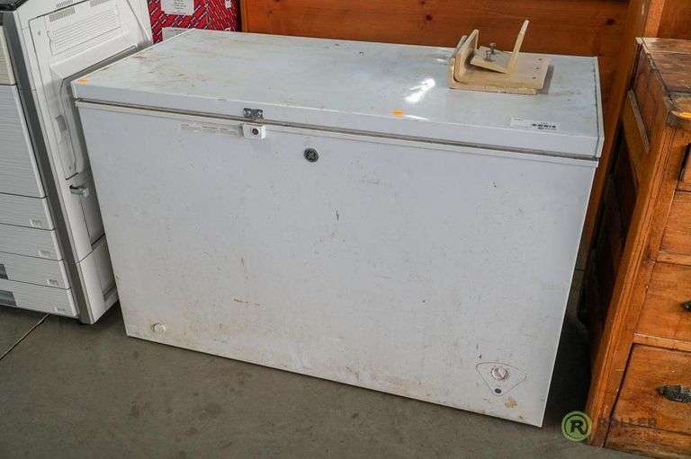 GE Chest Freezer Roller Auctions