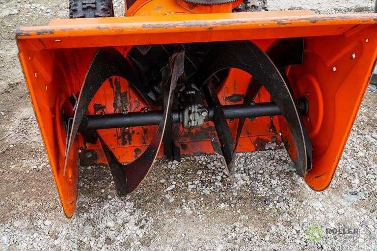 Ariens ST824 Gas Snowblower, 8HP, 24in Cut Roller Auctions