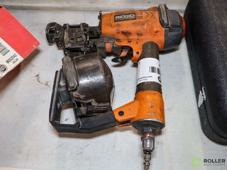 Ridgid R175RND Pneumatic Roofing Coil Nailer Roller Auction