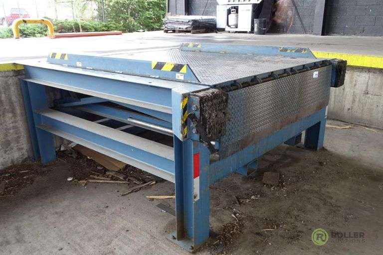 Nordock NM68 30000lb, 7'x 7' Mechanical Dock Lift Leveler Please Note