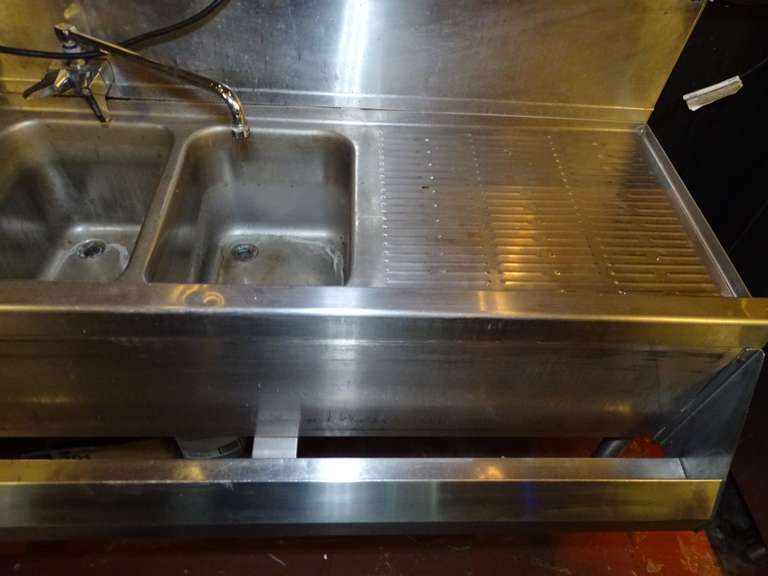 Perlick Back Bar Sink with Faucet, Drainboards and Speed