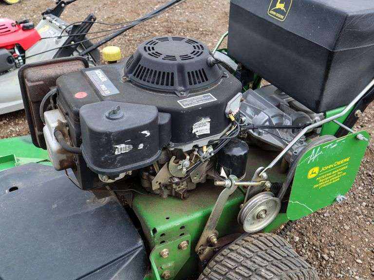 John Deere GS30 WalkBehind 36in Commercial Mower, Kohler Command Pro