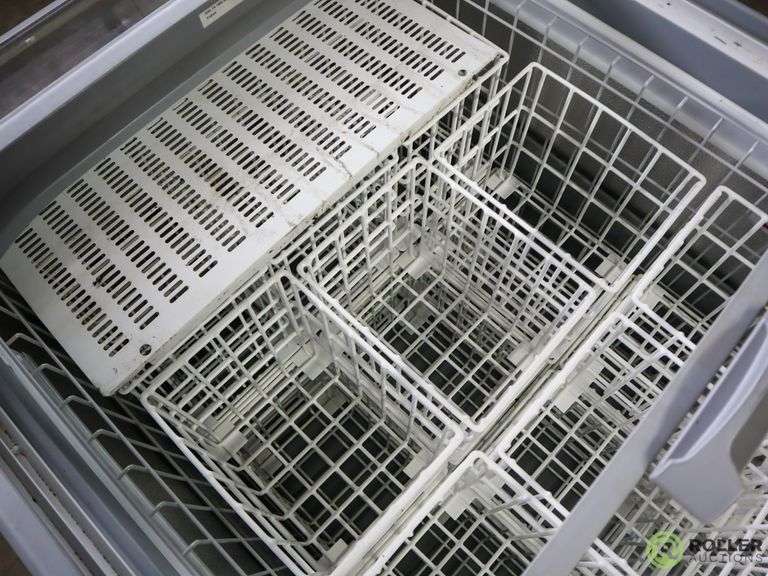 AHT Malta 185 Commercial Ice Cream Display Chest Freezer Roller Auctions