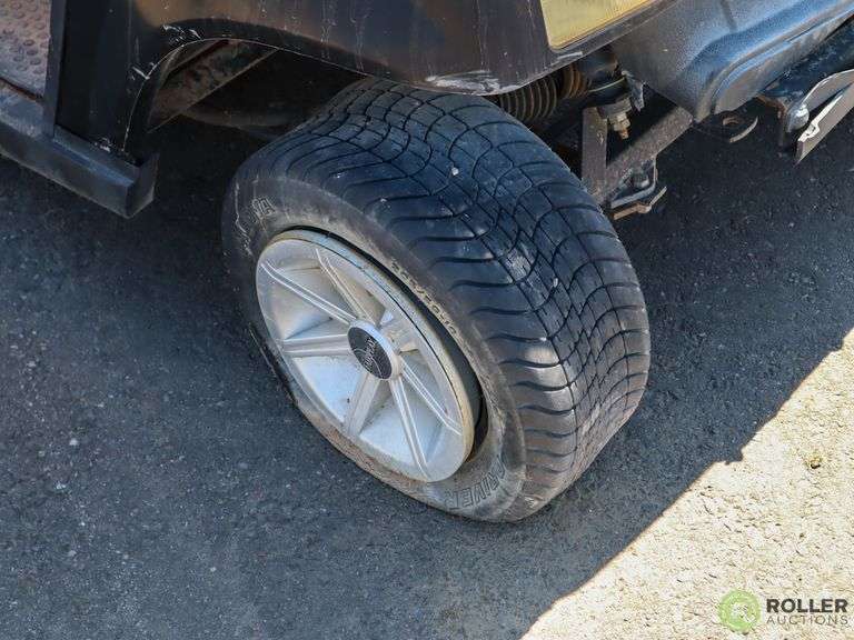 Fairplay Electric Golf Cart With Charger ( Per Consignor Needs