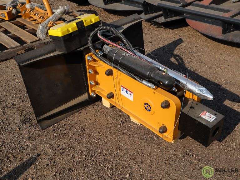 New Agrotk 680 Hydraulic Breaker Attachment With (2) Bits and Nitrogen Cylinder To Fit Skid