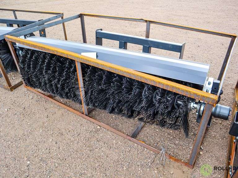 New Wolverine 72in Hydraulic Angle Broom Attachment To Fit Skid Steer