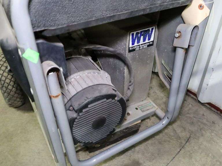 Briggs & Stratton 030235 5500 Watts, 10Hp Generator Roller Auctions