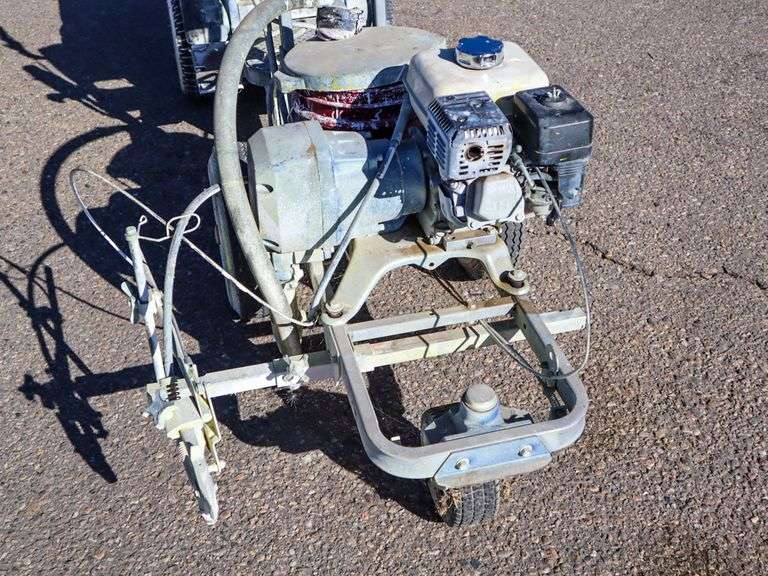 Graco Line Lazer IV 5900 Line Striper, Gas Engine, with 2015 Line
