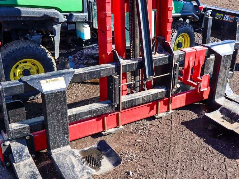 Heftee 4000 LB Capacity Electric Turf Lift, Pallet of Lift Attachments