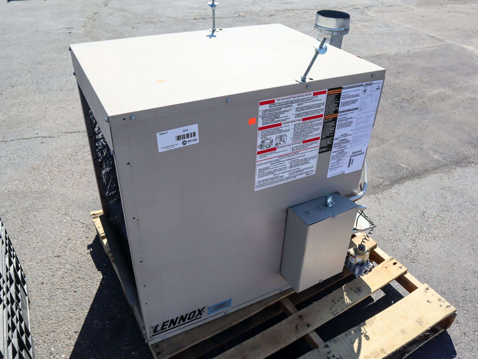 Lennox LF24-200A-6 Unit Heater Furnace - Roller Auctions