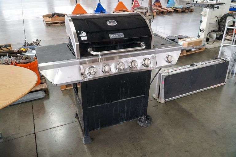 NexGrill 7200888 Grill, Propane (Broken Wheel) Roller Auctions