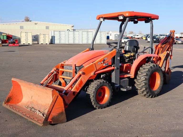 Kubota L45 Mini Backhoe Loader, Diesel, 72in Loader Bucket, 16in Hoe Bucket, Showing 1081 Hours