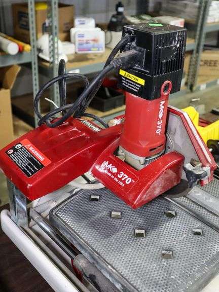 MK-370 Tile Saw - Roller Auction