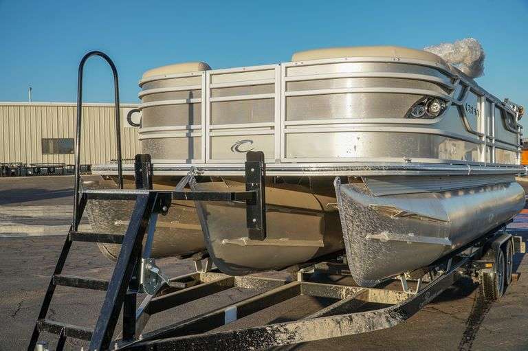 2013 Caribbean Crest 230 CP3 Pontoon Boat, Mecury Four Stroke Outboard