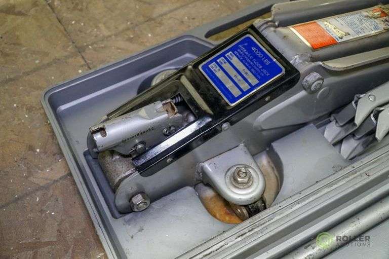 ProLift F361 Hydraulic Floor Jack, 4000Lb Capacity Roller Auctions