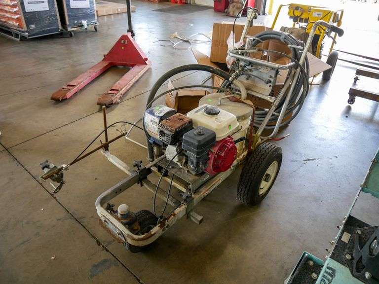 Graco Line Lazer II 390C Paint Sprayer Roller Auctions