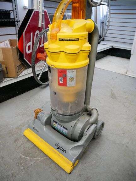 Dyson Vacuum Roller Auctions