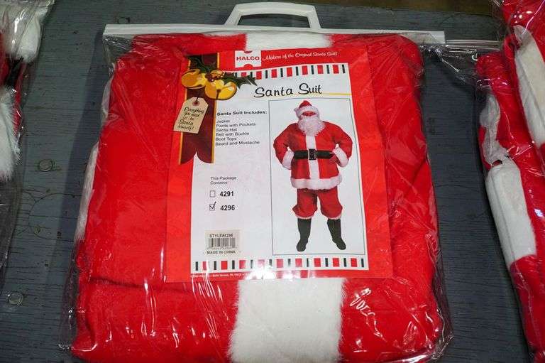 Halco Santa Padding (2) Halco Santa Suits - Roller Auctions