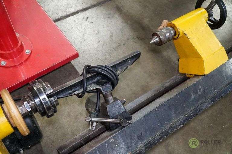 AMT Model 5300 Rotating Wood Lathe, 1/2 Hp Roller Auctions